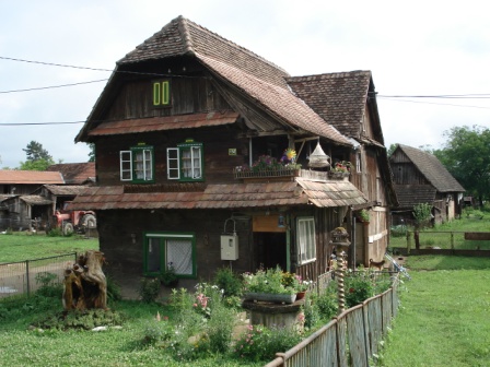 Kroati� - Lonjsko Polje - Prelosjtsjitsa - traditionele houten huisje